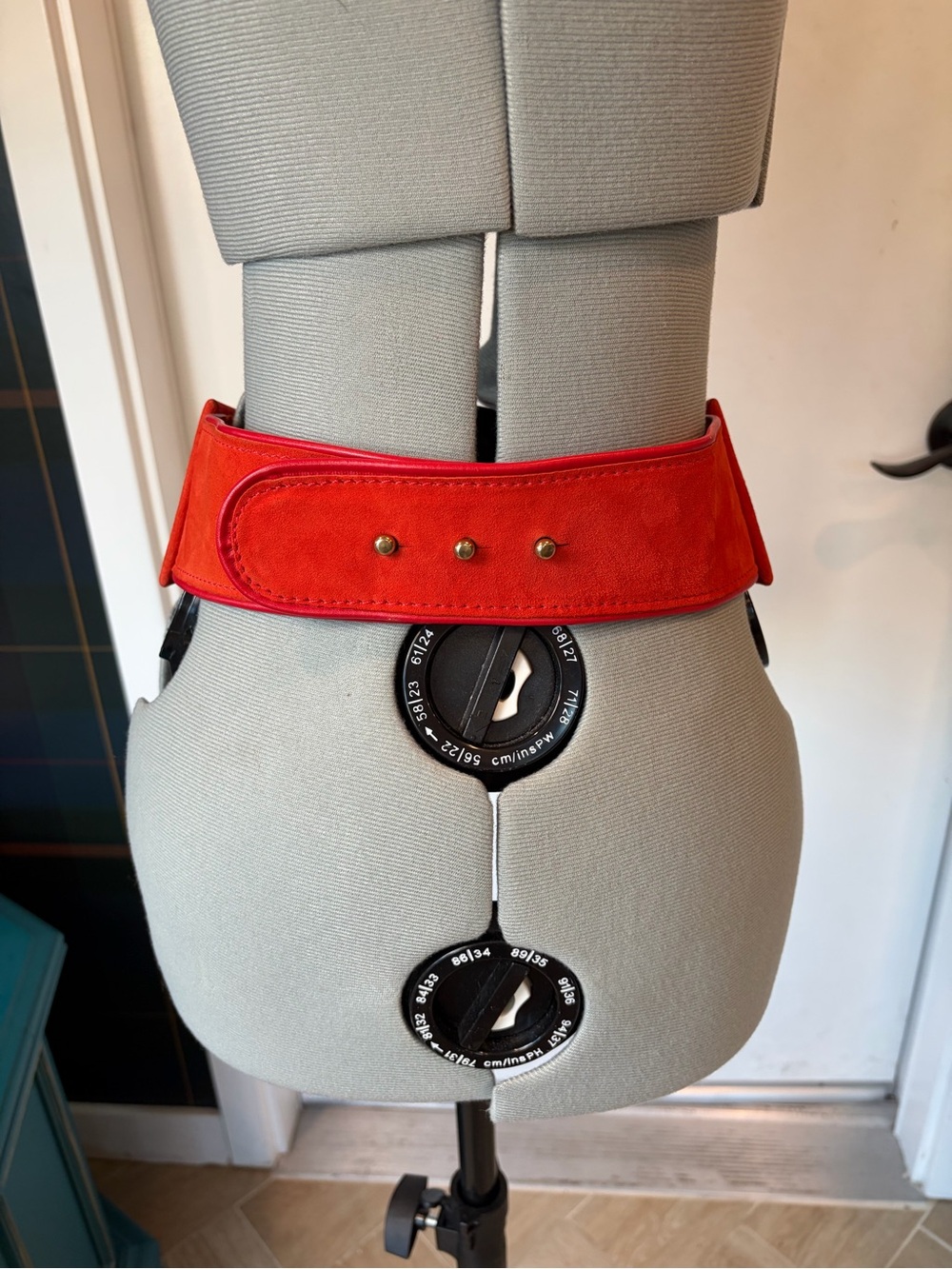 Miss Sixty VTG suede cummerbund belt, disco panels, peg/hole, 4”w, 31-34”, red - Picture 6 of 15